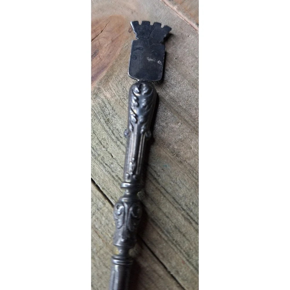 N/A antique silver